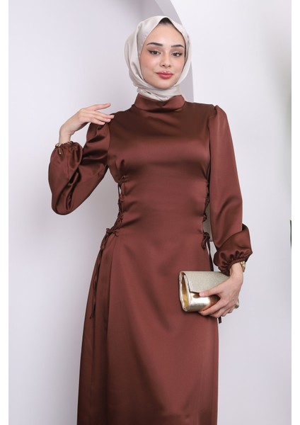 Kahverengi Yan Detaylı Saten Abiye fiyatları