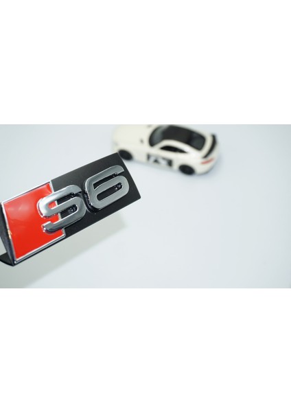 S6 Gümüş Kırmızı 3D Ön Panjur Logo Audi Ile Uyumlu