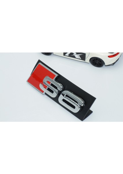 S6 Gümüş Kırmızı 3D Ön Panjur Logo Audi Ile Uyumlu modelleri