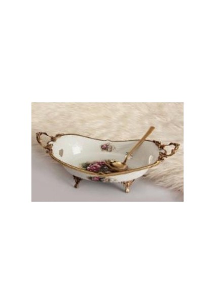 Miniature Antique Fantasy Oval