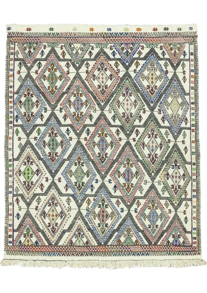 Humeyn Geometrik Tasarımlı Yün Kilim 131X157 cm