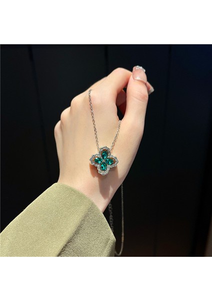 Gümüş Zarif ve Narin G Zirkon Kolye Kolye Bayanlar Çekicilik Moda Şanslı Dört Yapraklı Çiçek Kolye Çok Yönlü Trend Hediye (Yurt Dışından)