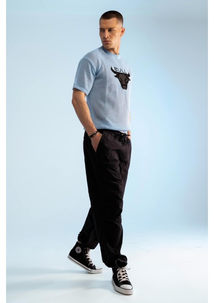 Boğa Figürlü Delikli Triko Tişört fiyatları