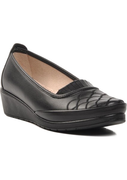 206 Siyah Kadın Günlük Ayakkabı