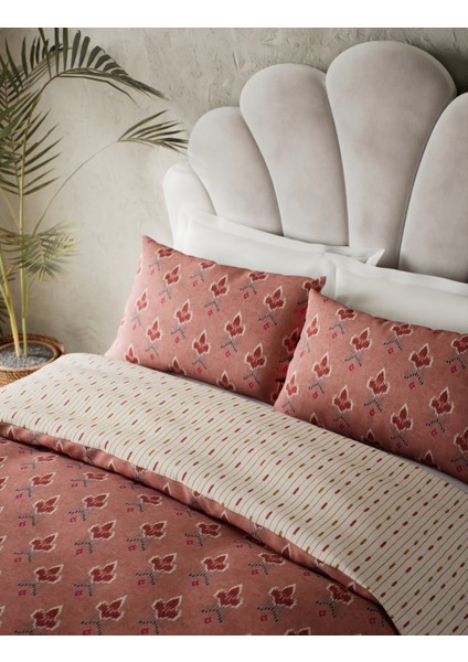 Geometrik Desenli Çift Taraflı Nevresim Takımı fiyatları