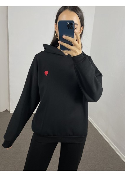 Siyah Kalp Nakışlı Oversize Sweatshirt M