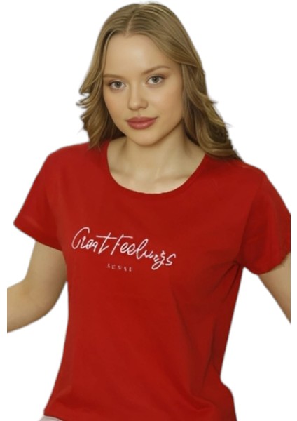 Kadın % 100 Pamuklu Kumaş Kısa Kollu Şortlu Pijama Takımı