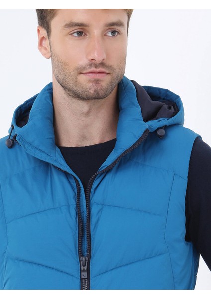 Saks Regular Fit Kapüşonlu Casual Dokuma Spor Yelek fırsatları