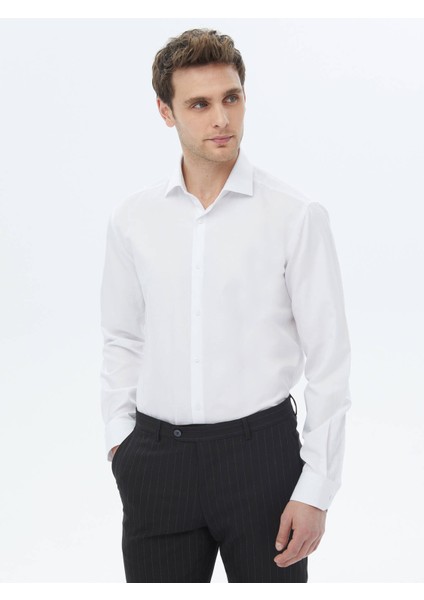 Beyaz Düz Regular Fit Dokuma Klasik Pamuk Karışımlı Gömlek modelleri