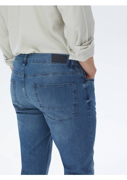 Lacivert Slim Fit Denim Pamuk Karışımlı Pantolon fırsatları