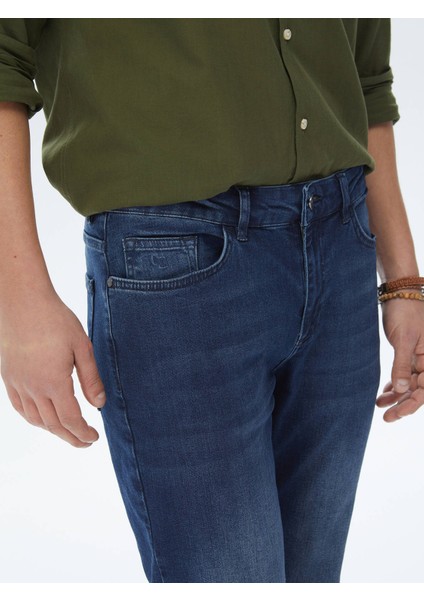 Lacivert Slim Fit Denim Pamuk Karışımlı Pantolon fırsatları