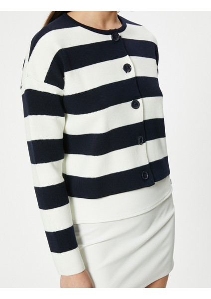 Triko Hırka Düğmeli Yuvarlak Yaka Yumuşak Dokulu indirimleri