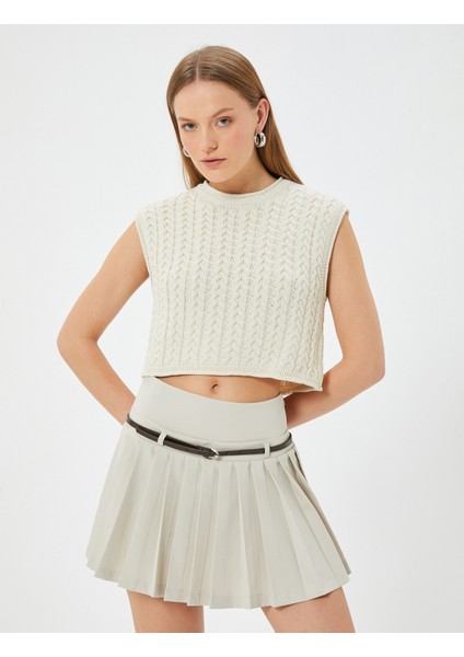 Kısa Örgü Süveter Desenli Yuvarlak Yaka modelleri