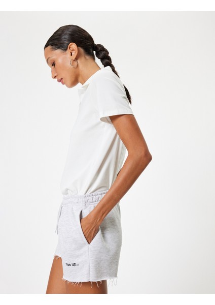 Mini Şort Beli Bağcıklı Slogan Işlemeli Kesik Paça Slim Fit Cep Detaylı