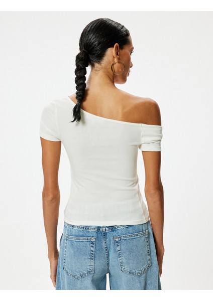 Kısa Kollu Tişört Omzu Açık Slim Fit fırsatları