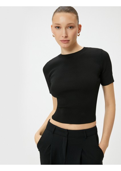 Crop Triko Kazak Kısa Kollu Bisiklet Yaka fiyatları