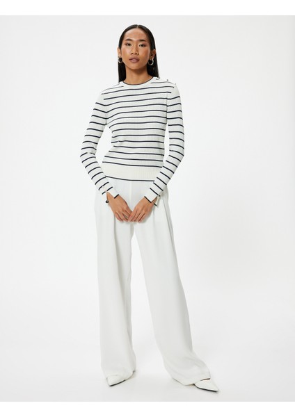 Triko Kazak Düğme Detaylı Uzun Kollu Yuvarlak Yaka fiyatları