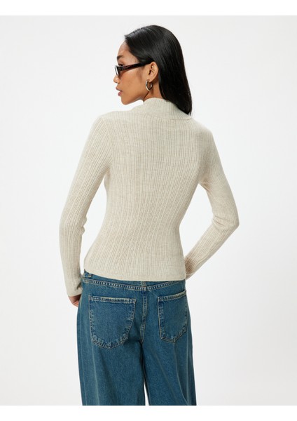 Basic Triko Boğazlı Kazak Uzun Kollu Dokulu fırsatları