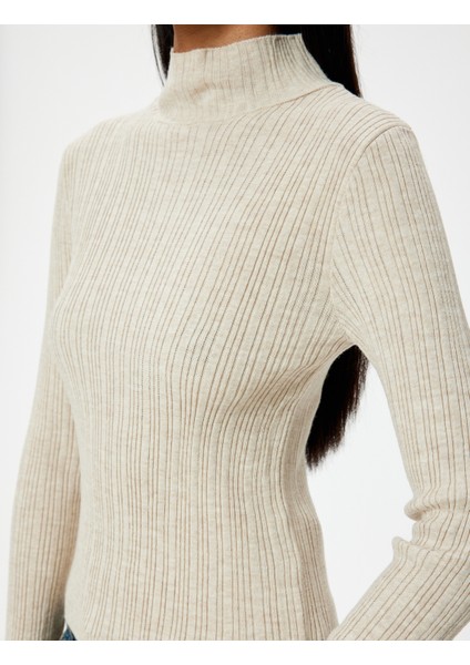 Basic Triko Boğazlı Kazak Uzun Kollu Dokulu indirimleri