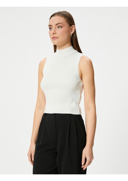 Balıkçı Yaka Basic Triko Üst Kolsuz modelleri