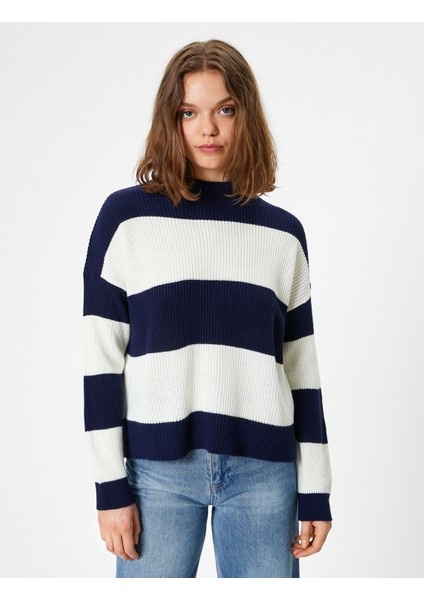 Triko Kazak Dik Yaka Uzun Kollu Akrilik Kumaş modelleri