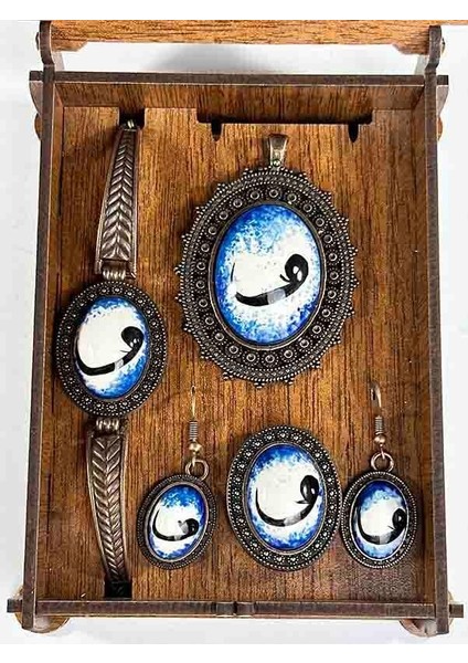 Dini Hediye Vav Motifli Iznik Çini Takı Seti fiyatları