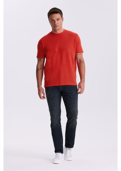 Kırmızı %100 Pamuk Desenli Bisiklet Yaka T-Shirt
