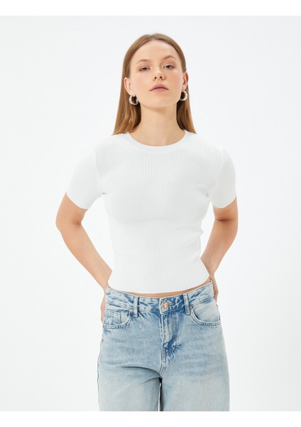 Crop Triko Kazak Kısa Kollu Bisiklet Yaka modelleri