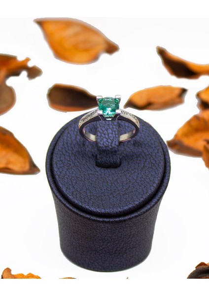 Yeşil Zirkon Taşlı 925 Ayar Gümüş Tektaş Yüzük