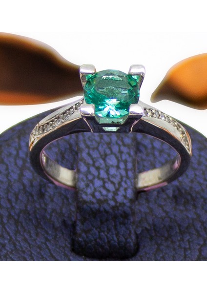 Yeşil Zirkon Taşlı 925 Ayar Gümüş Tektaş Yüzük fiyatları