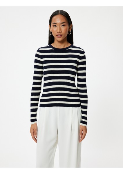 Triko Kazak Uzun Kollu Yuvarlak Yaka modelleri