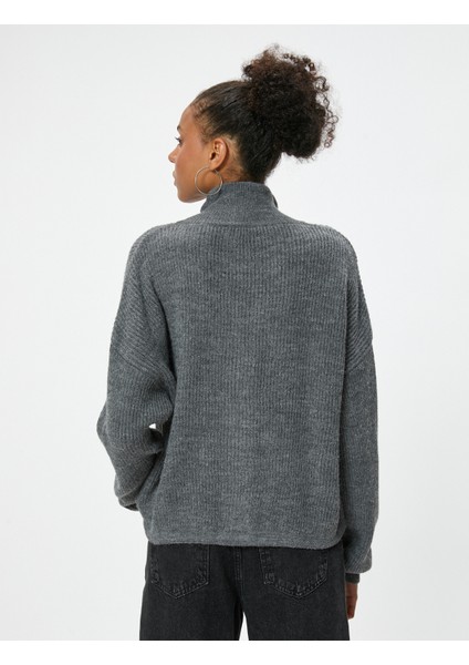 Fermuarlı Triko Hırka Dik Yaka Bağcık Detaylı Biyeli fırsatları