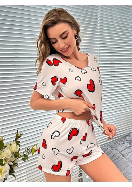 Kadın Kısa Kollu Bisiklet Yaka Kalp Baskılı Alt Üst Süprem Takım indirimleri