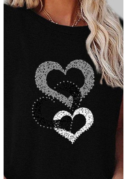 Kadın Kısa Kollu Kalp Baskılı Viskon T-Shirt fiyatları