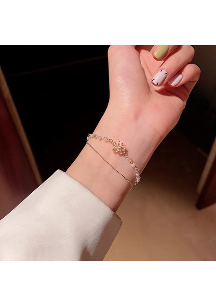 1 Adet Tarzı A Moda Zarif Köpüklü Zirkon Çiçek Bilezik Kadın Kızlar Için Narin Zincir Bilezikler Starlight Parti Takı Hediyeler (Yurt Dışından) fiyatları