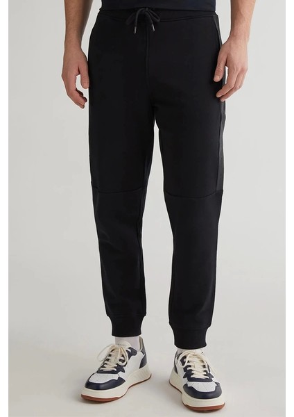 Erkek Siyah Regular Fit Eşofman Altı