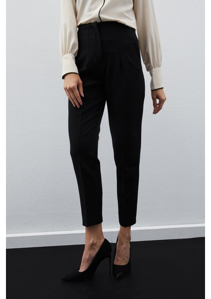 Yüksek Bel Pensli Pantolon - Siyah fırsatları