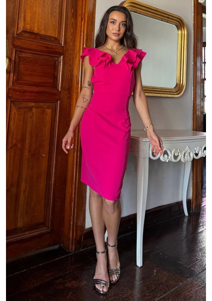 Fuşya Sırt Çapraz Fırfırlı Abiye Elbise P-00011707