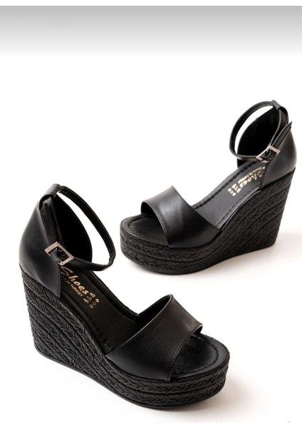 Siyah Renk Yüksek Dolgu Topuk Bantlı Kadın Sandalet fiyatları