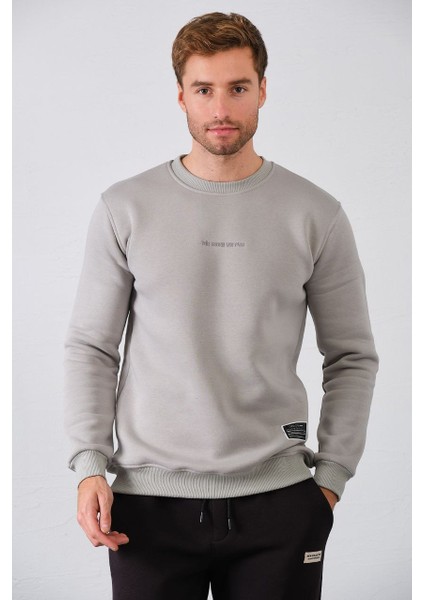 Erkek Nakışlı Slim Fit Bisiklet Yaka Sweatshirt 3 Iplilk Şardonlu Kumaş