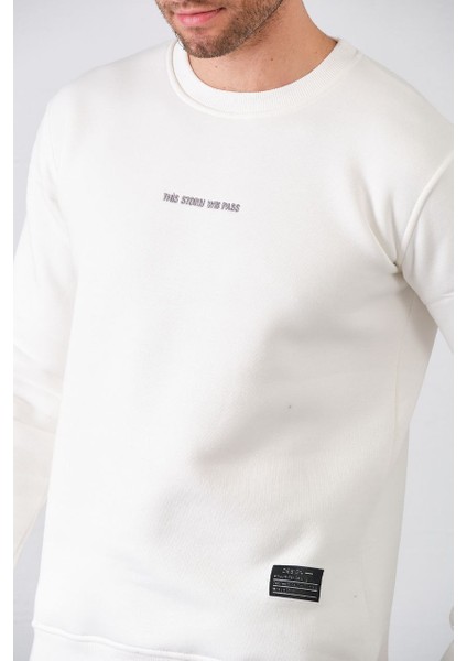 Erkek Nakışlı Slim Fit Bisiklet Yaka Sweatshirt 3 Iplilk Şardonlu Kumaş fiyatları