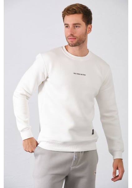 Erkek Nakışlı Slim Fit Bisiklet Yaka Sweatshirt 3 Iplilk Şardonlu Kumaş modelleri