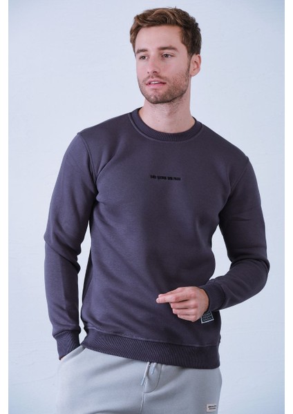 Erkek Nakışlı Slim Fit Bisiklet Yaka Sweatshirt 3 Iplilk Şardonlu Kumaş fırsatları