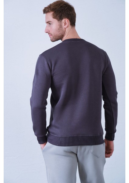 Erkek Nakışlı Slim Fit Bisiklet Yaka Sweatshirt 3 Iplilk Şardonlu Kumaş indirimleri