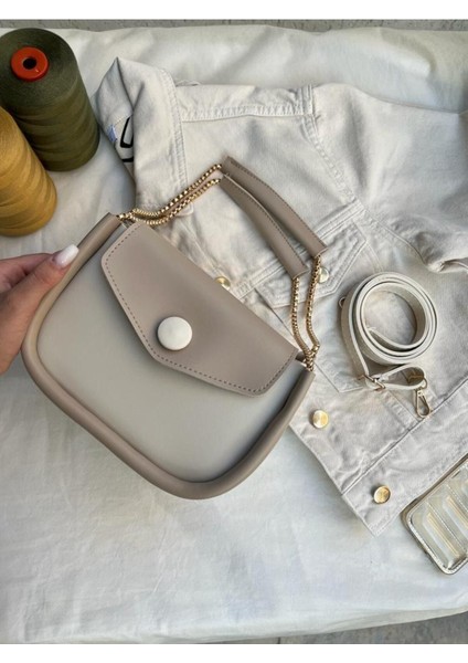 Tekno Trust Type 4 Kadın Vizon Krem Zincirli Baget Çanta Basic Ek Özellik Mevcut Değil Düz 1'li Tüm Yaş Gruplar fırsatları