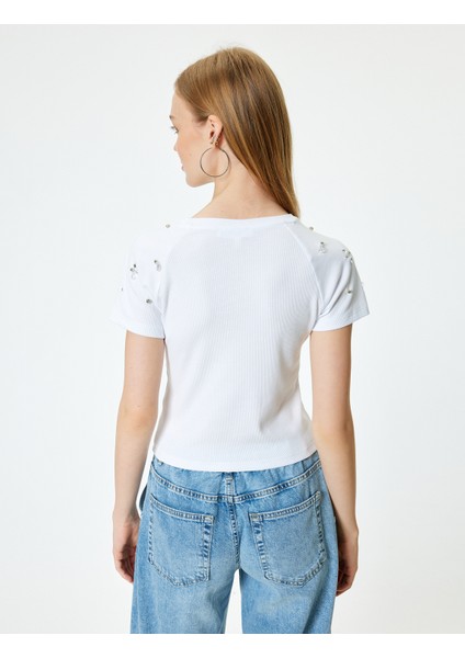 Taş Detaylı T-Shirt Kaşkorse Bisiklet Yaka Reglan Kollu Slim Fit fırsatları