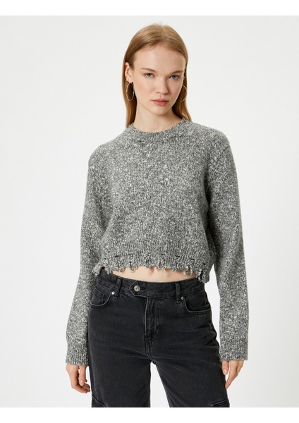 Kırçıllı Triko Kazak Yırtık Detaylı Uzun Kollu Bisiklet Yaka modelleri