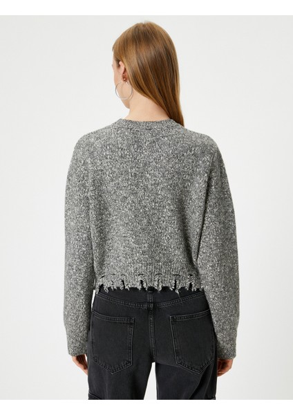 Kırçıllı Triko Kazak Yırtık Detaylı Uzun Kollu Bisiklet Yaka fırsatları