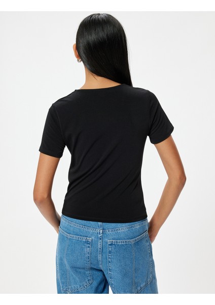Drapeli V Yaka T-Shirt Kısa Kollu fırsatları
