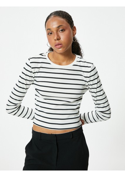 Uzun Kollu Crop T-Shirt Bisiklet Yaka Slim Fit Pamuklu
